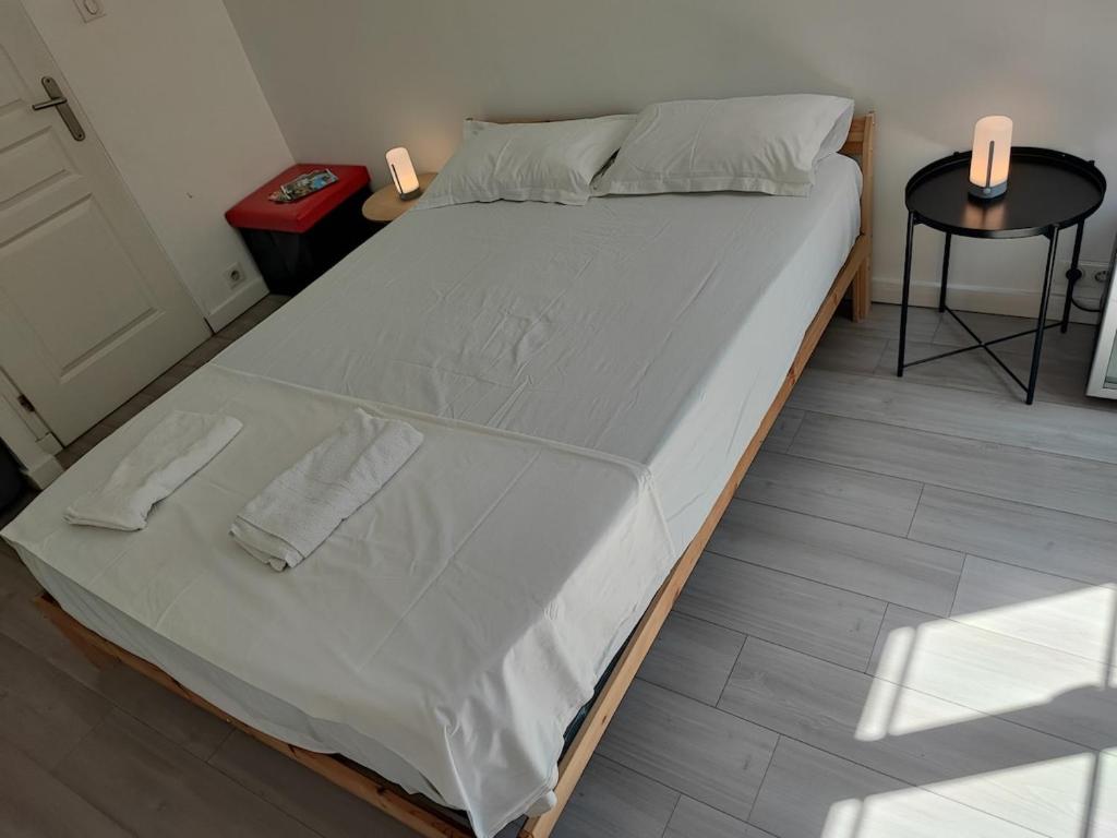 Chambre privée dans une résidence familiale - 4