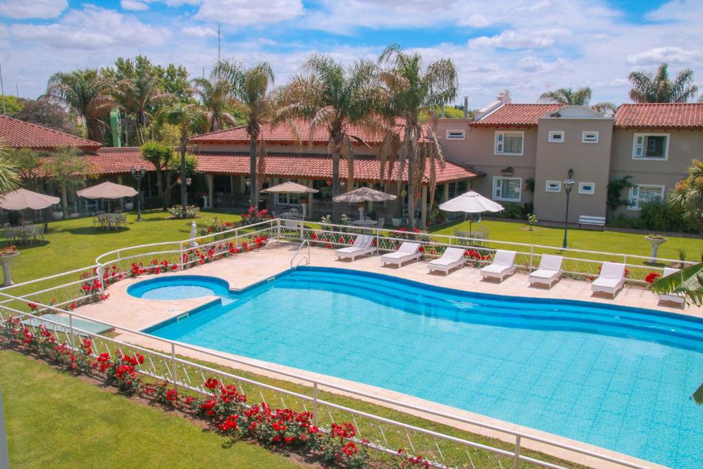 Garden House Hotel - 1