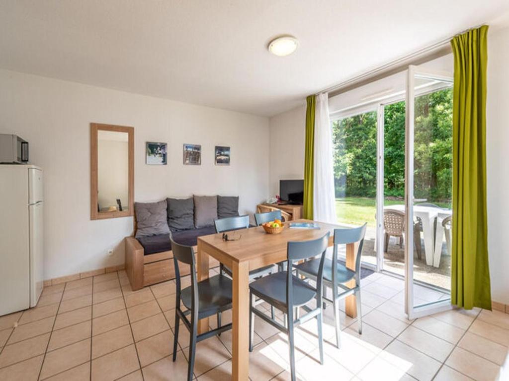 Spacious Duplex Cottage in Saumur - 4