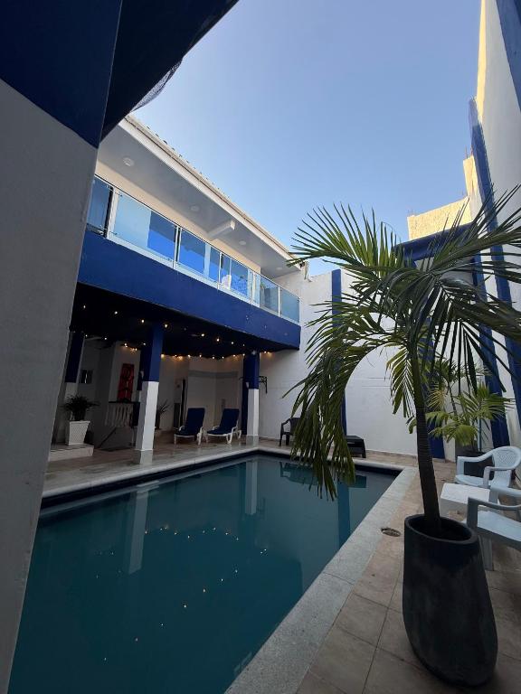 Hotel Blue Diamond House - 1