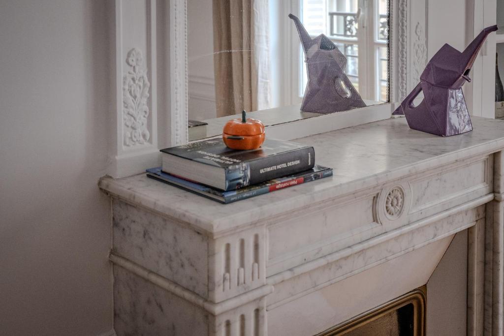 Apartment 2 bedroom with lift Paris 8 Saint-Lazare - 2