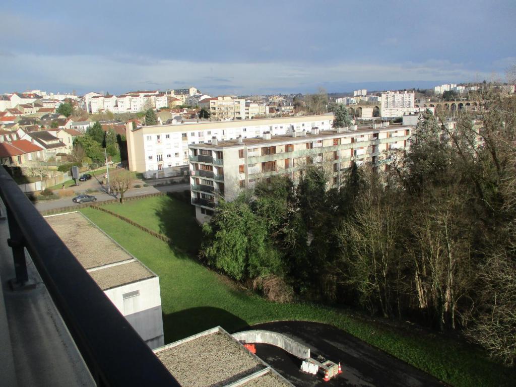 LIMOGES, ascenseur, parking, calme, concierg ! - 3