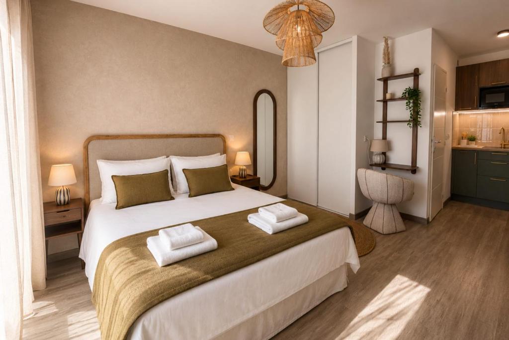 L'Oustaloun Charming studio with pool & parking - 1