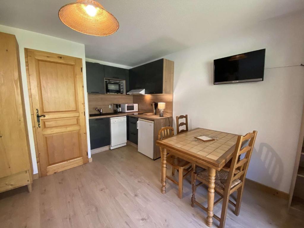 Appartement cosy - 4 pers. au pied des pistes - FR-1-886-32 - 3