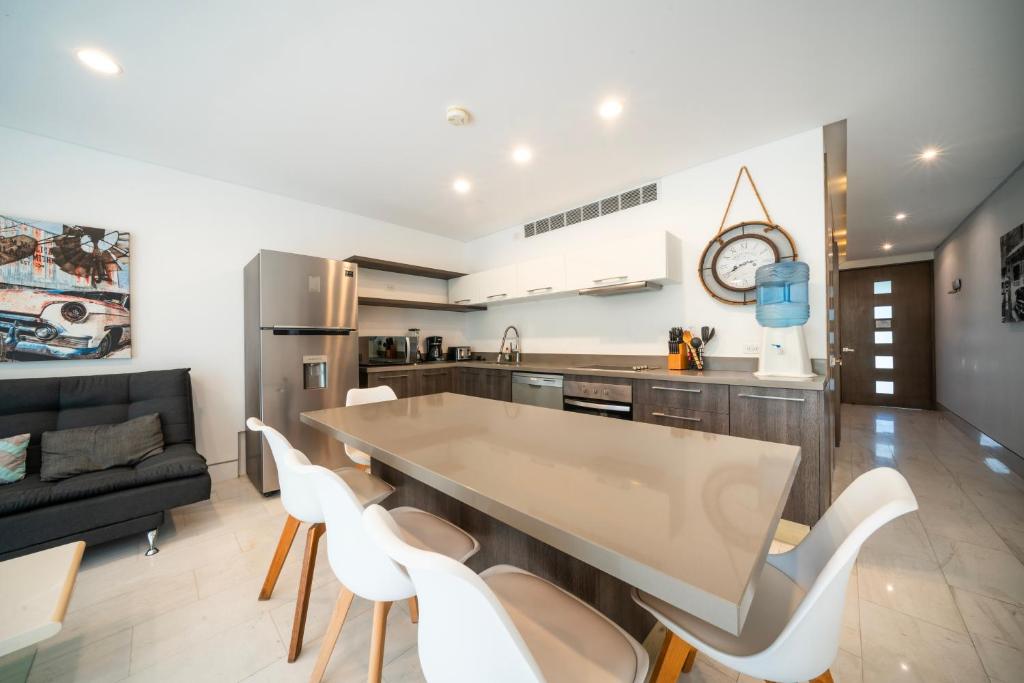 1BR Condo on Calle 38 - Pet Friendly, Pools & Gym - 5