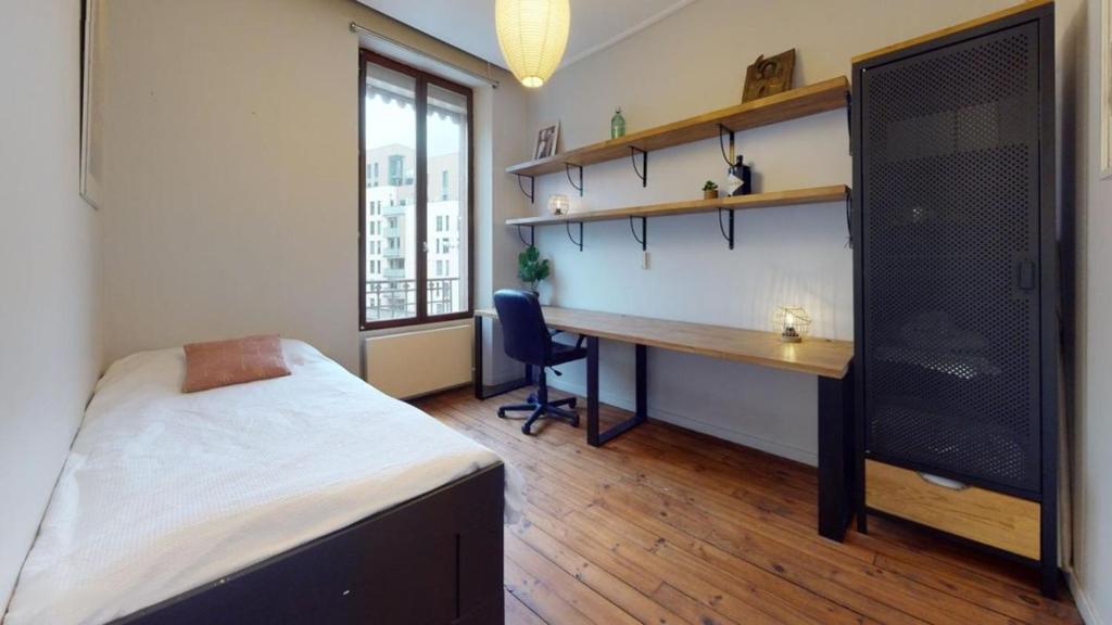 Appartement plein centre Paris 3ème - 2