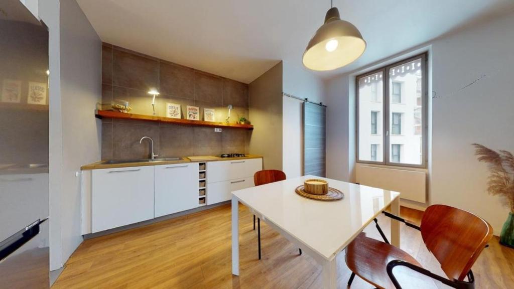 Appartement plein centre Paris 3ème - 5