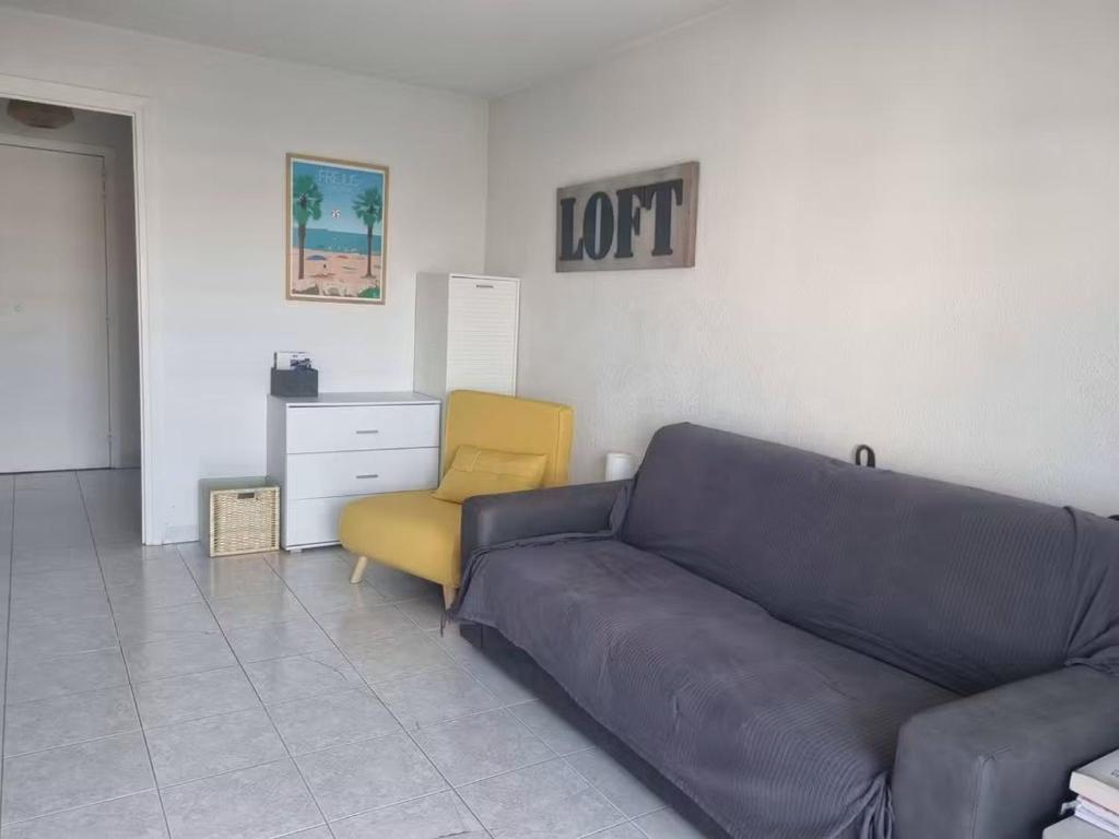 Studio cabine Fréjus plage clim terrasse et garage - 5