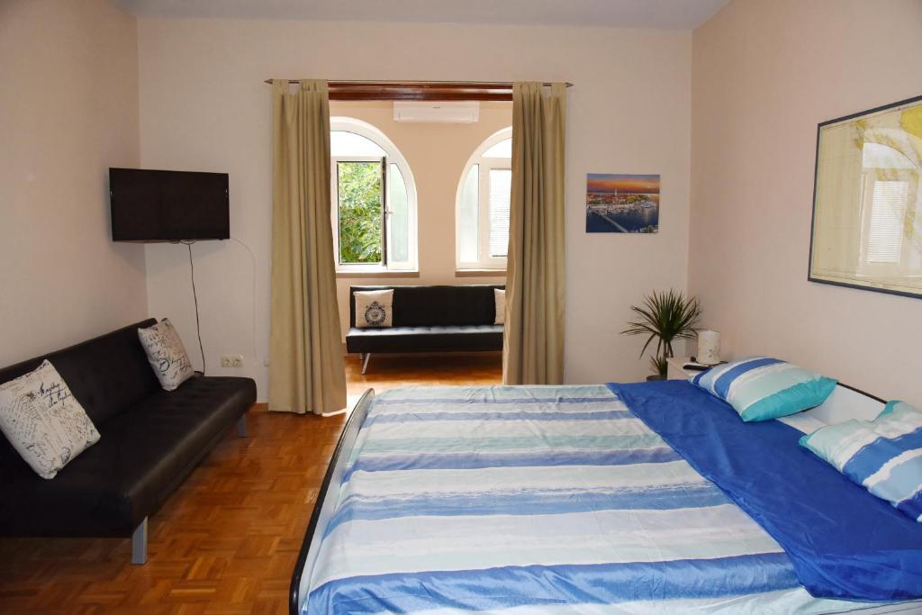 Downtown apartment Korina Zadar - AE1110 — Hotel in Zadar