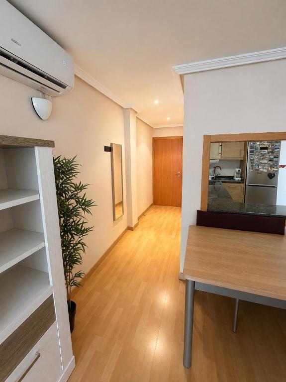 Renovated apartment 2 bedrooms Free parking - 4