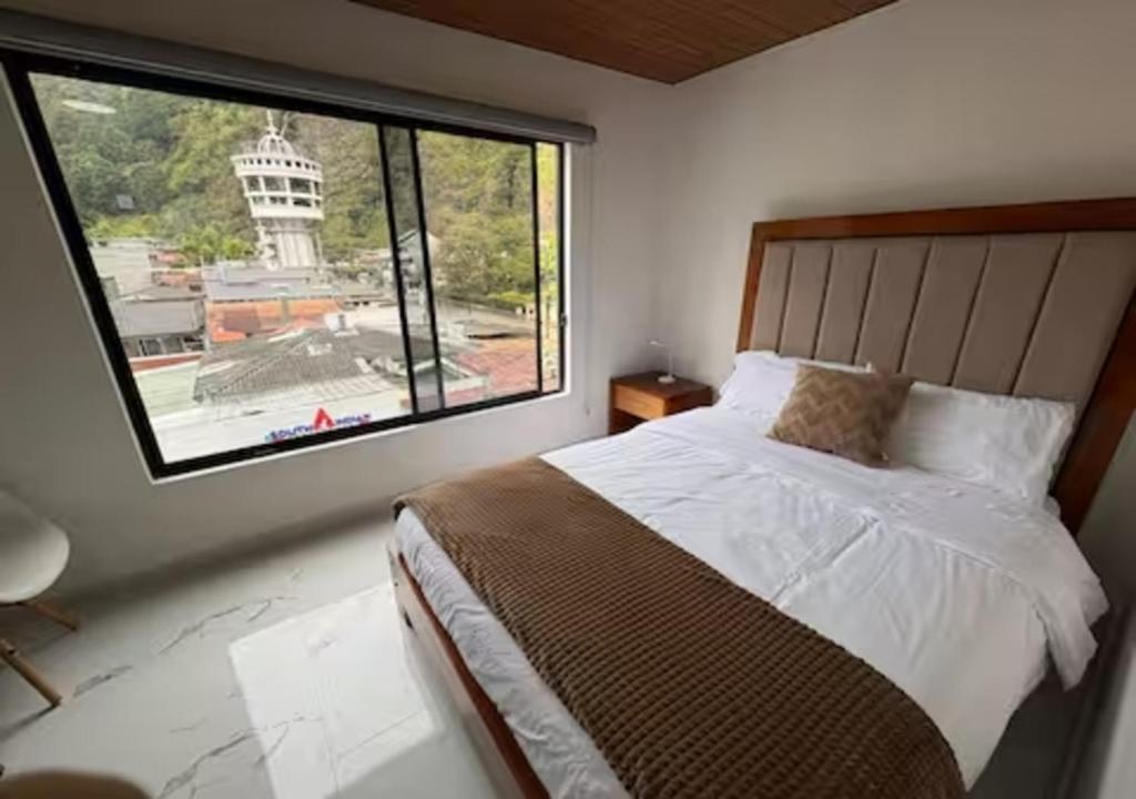 Casa Don Gustavo Benítez V - 2