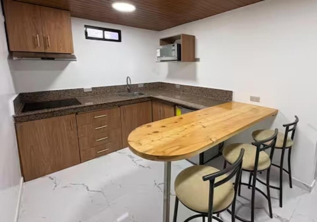 Casa Don Gustavo Benítez V - 4