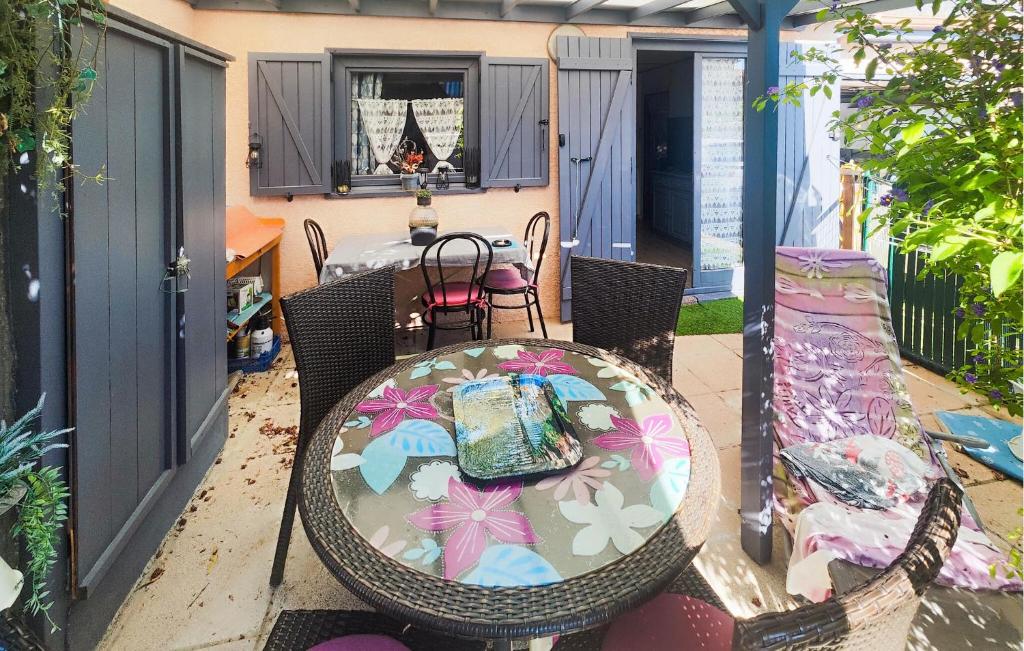 Maison À 500M De La Plage - 2