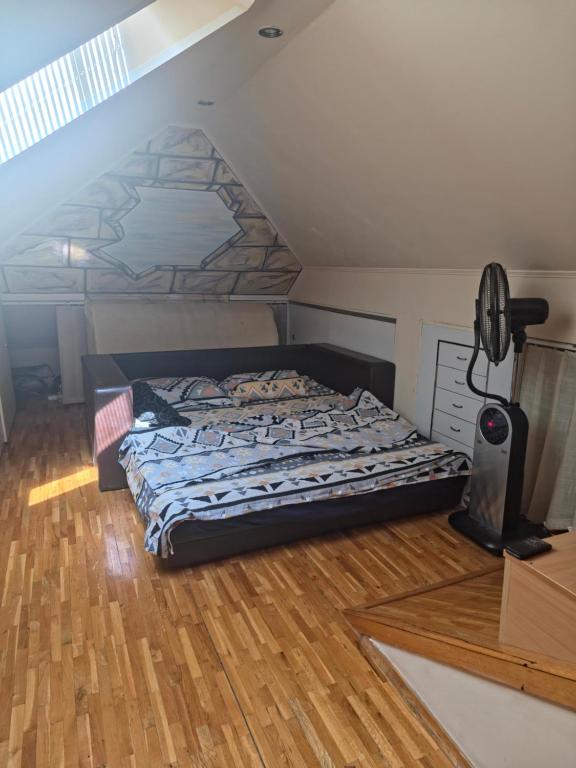 Sweet home - 3
