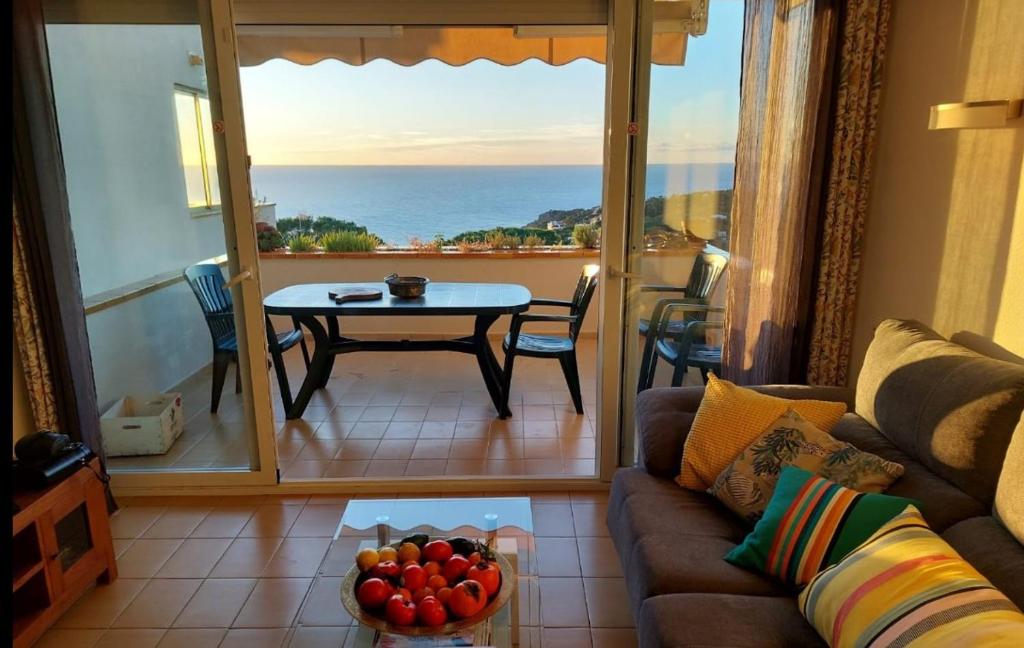 Splendide vue mer 180 degrés, Piscine & Terrasse ensoleillées, Calme, Grand Garage, Wifi, Clim, Paradis des sportifs, Cyclisme, Randonnées - 4
