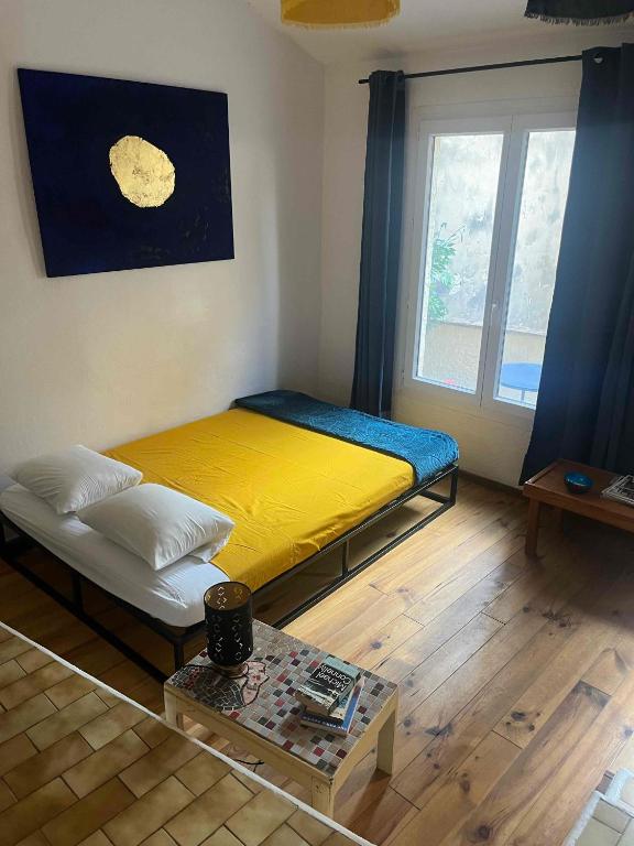 Studio avec terrasse sur cour, authentique, calme - 4