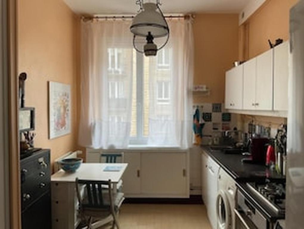 Rare ! Appartement en plein centrorique, à 20 m de la plage, avec garage Vue depuis le balcon - 4