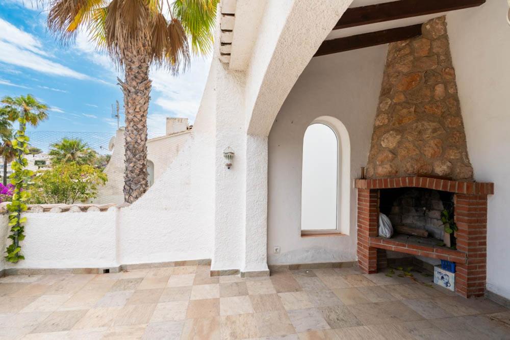 Detached House Big Terrace, Few Steps Away from the Beach, Paddel, MiniGolf, BBQ - 3