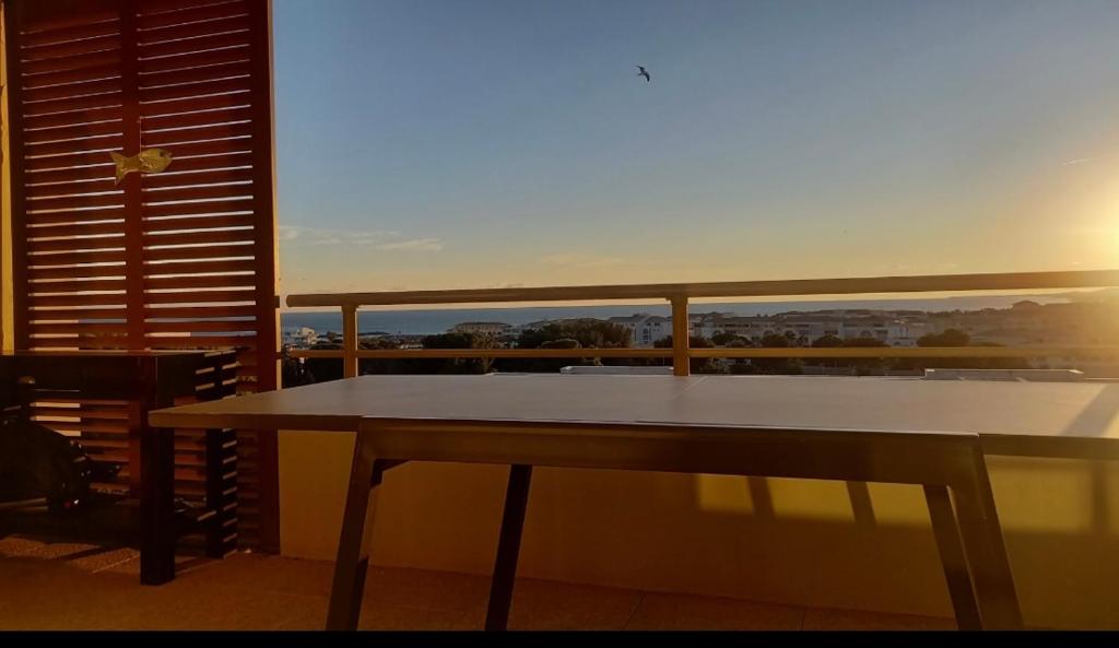 Sète vue mer, secteur des plages, T3 de standing climatisé avec grande terrasse - 4