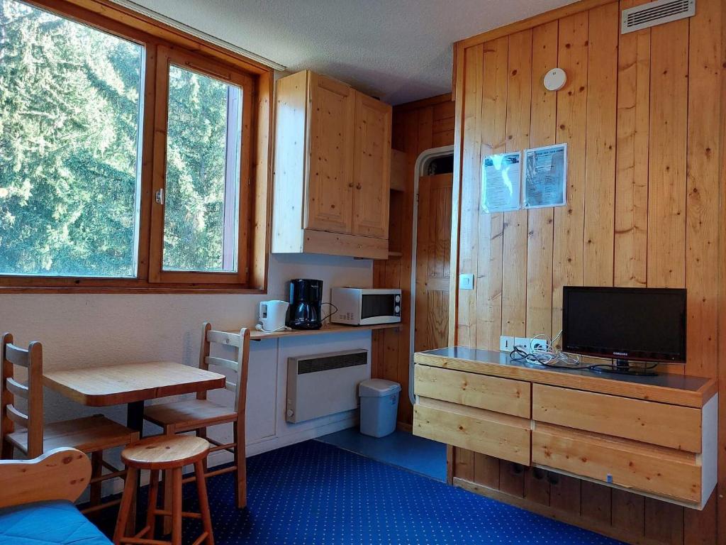 Résidence Nova - Studio 2 personnes, dans le village des Villards à Arc 1800, proche des pistes et des commodités MAE-2220 - 2