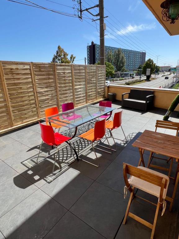 Le Toit des Volcans - 8 couchages - Terrasse privée et Wifi - 3
