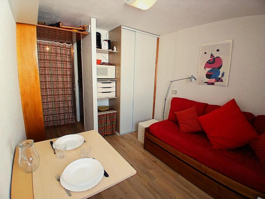 Résidence Le Palafour - Studio 2 personnes à Tignes au pied des pistes, des commerces proche de l'ESF, de l'office du tourisme dans le quartier du lac. MAE-2159 - 2