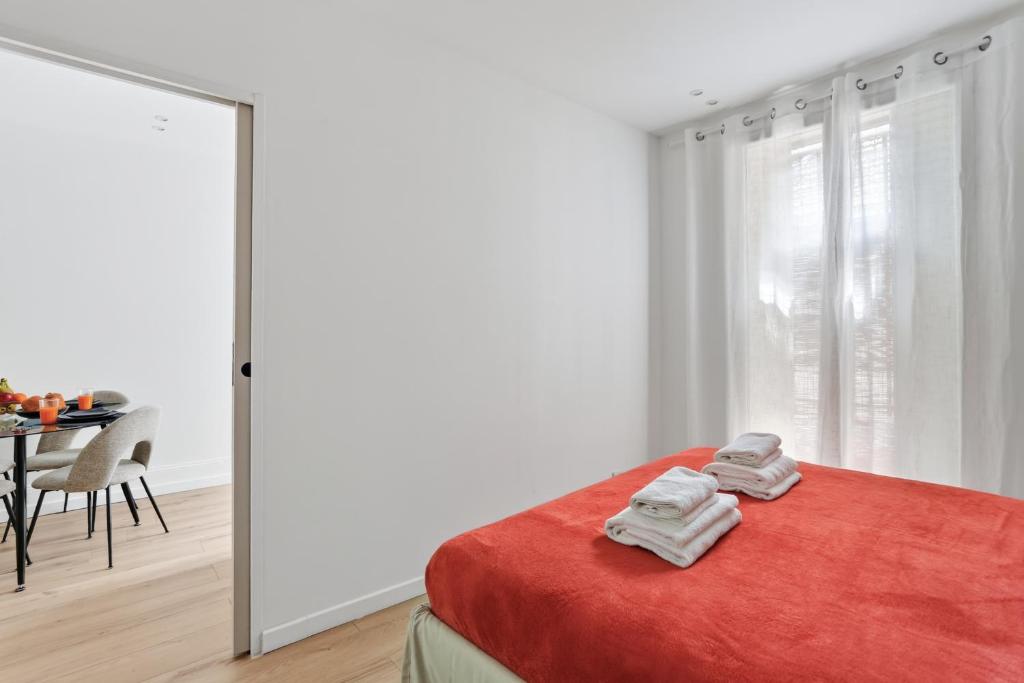 Branded New - Well Designed - 1BR Apt in Paris 20 - 5