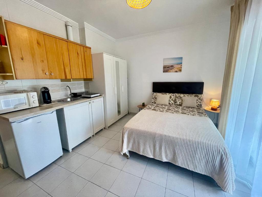 Cosy Studio Apartment By The Sea - 5