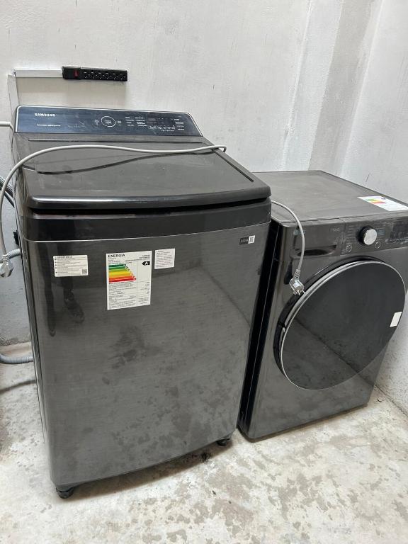 Apartment with a washing machine and dryer - 4