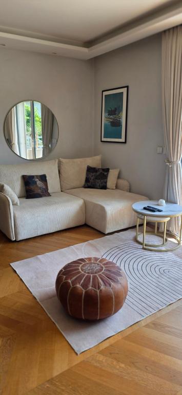 Perfect place to stay In Juan-les-Pins - 2