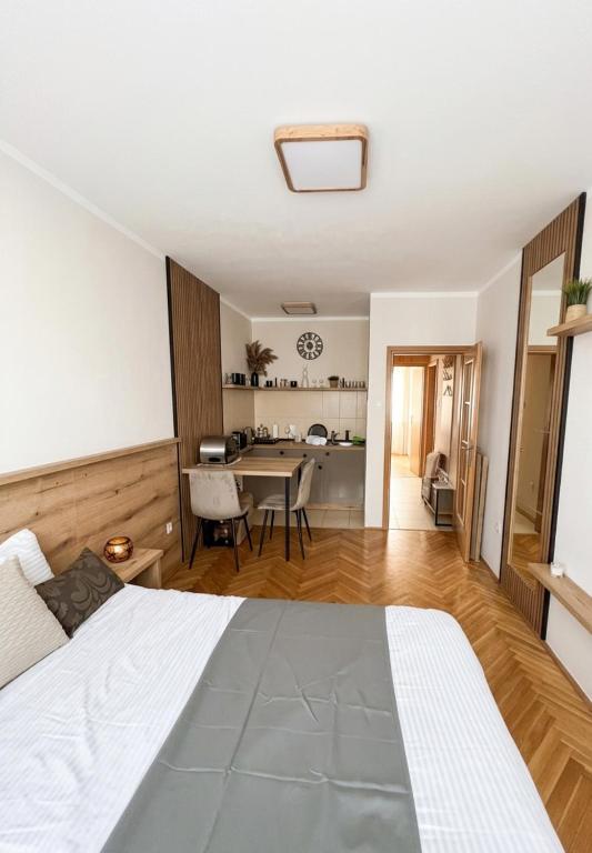 Studio apartment Art Zone III - 5