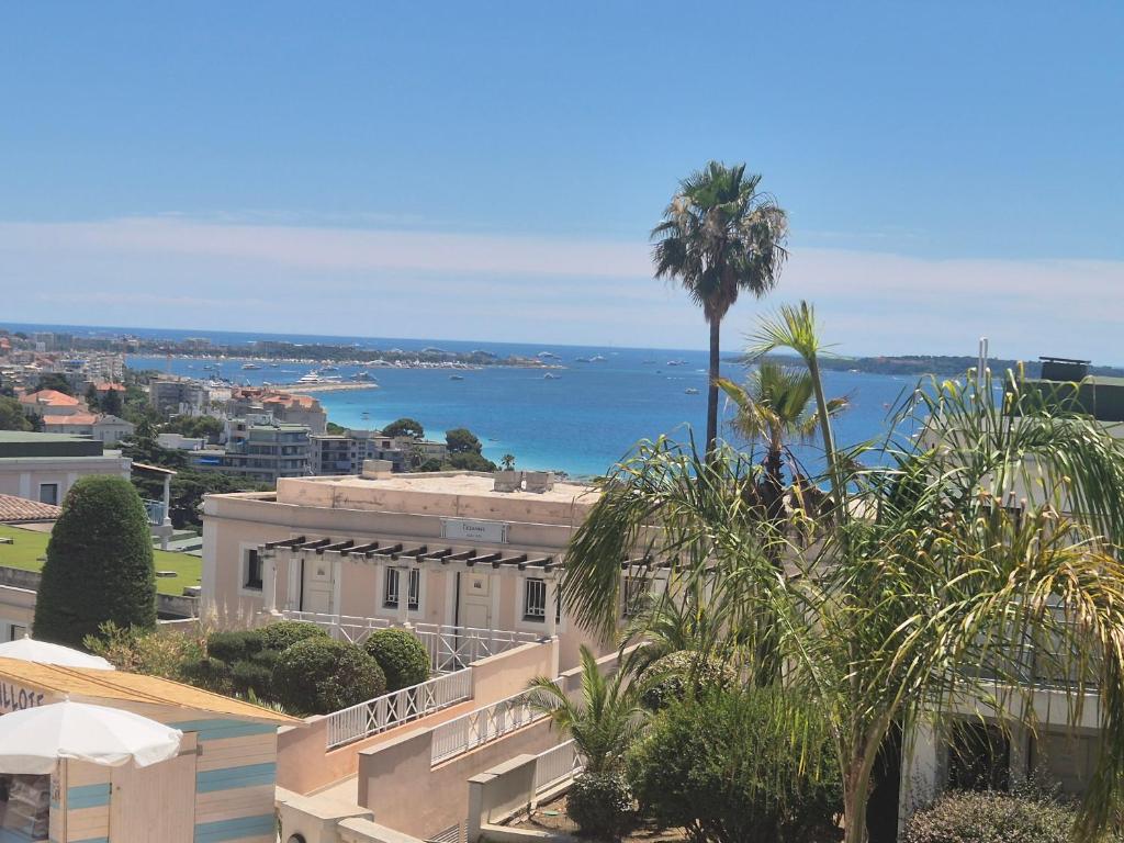 Cannes Francia - Vue mer - Piscine - Clim - Parking - 5