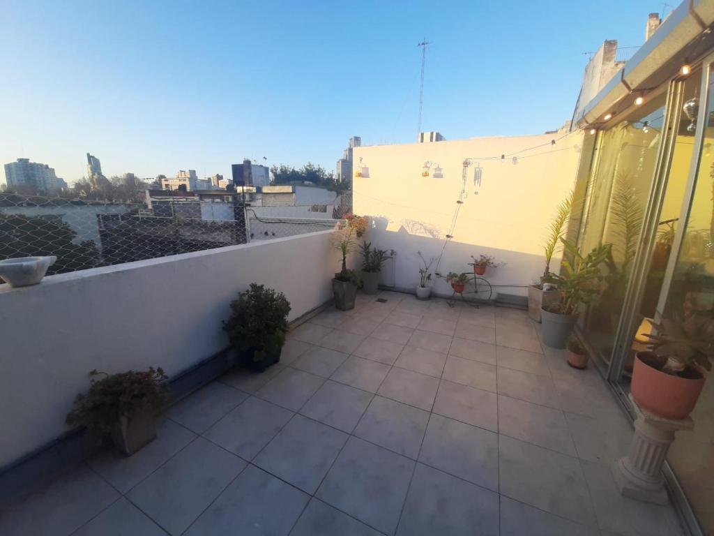 Bright and modern room with terrace in Núñez - 2