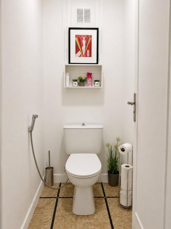 Private room - less than 3 minute walk to casino de monaco - 4