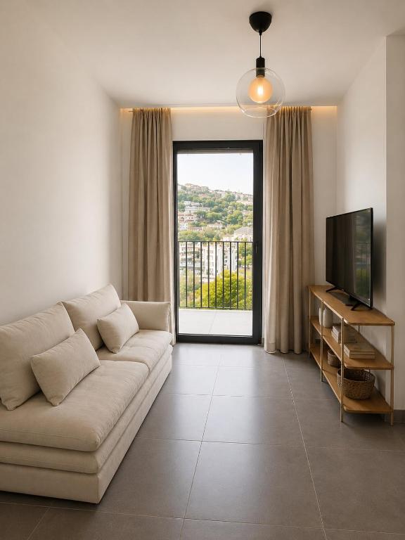 New 2-room air-conditioned apartment in the clouds - 2