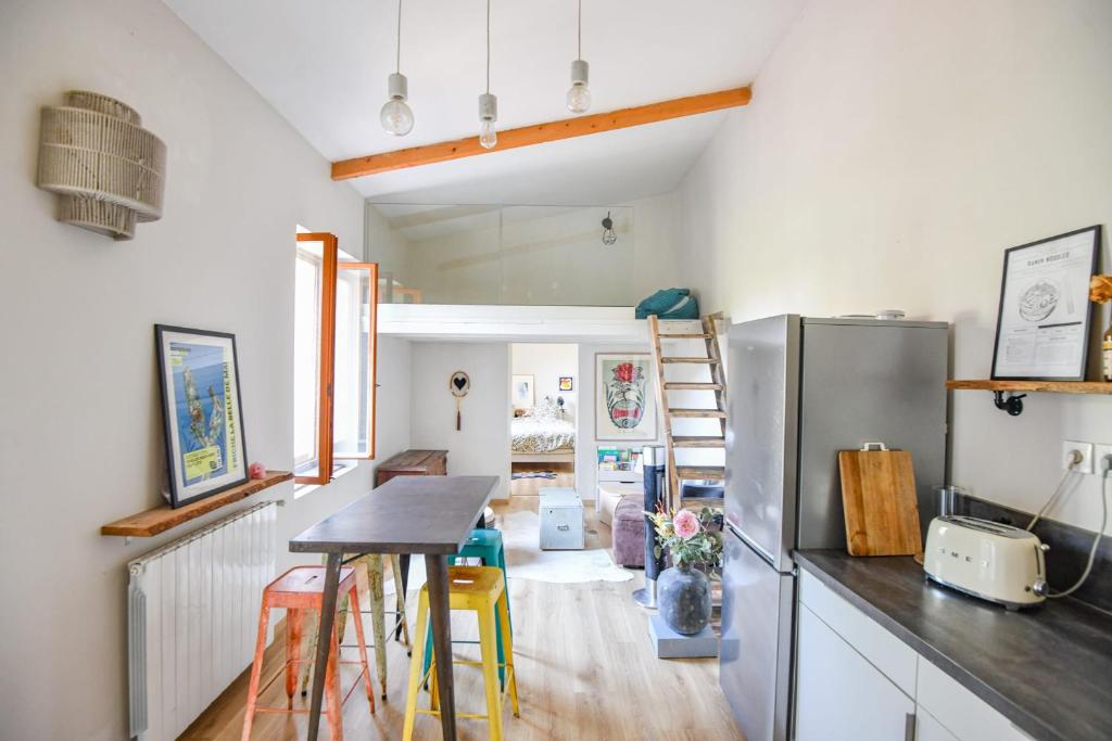 Maison avec terrasse & parking - Chartreux - 3