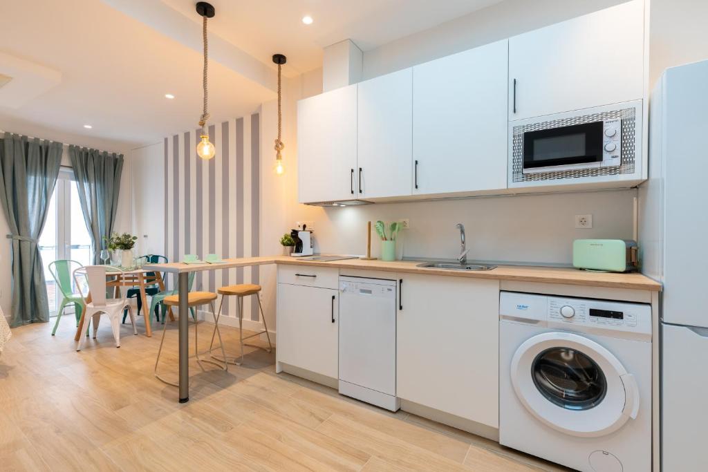 SevilleBnB Group- Santa Barbara Central Suites, Sevilla center - 5