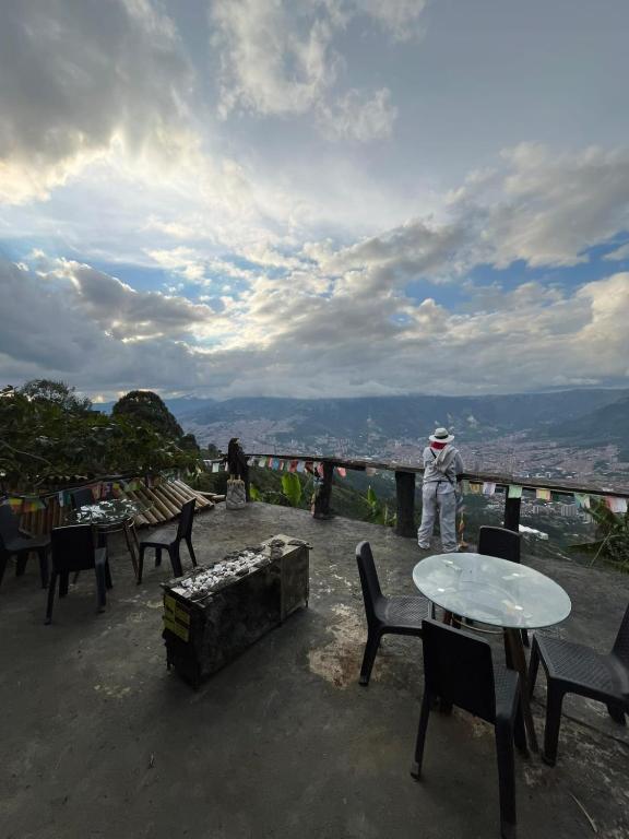 Medellin Bird watching Cabin reserved Forest - 3