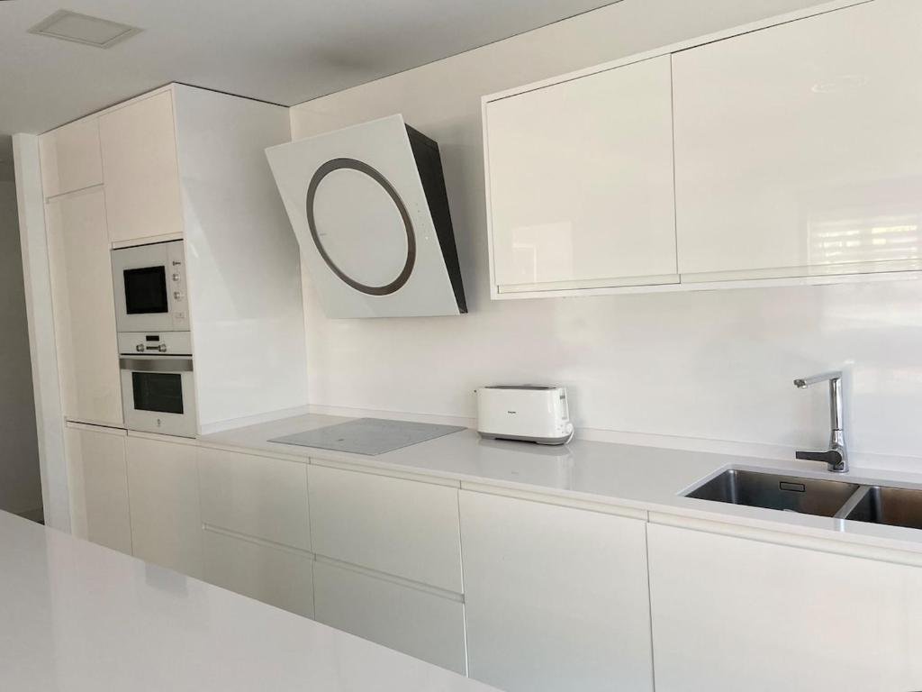 The Park Lounge - Elegant Live-Work Apartment by Park - 3