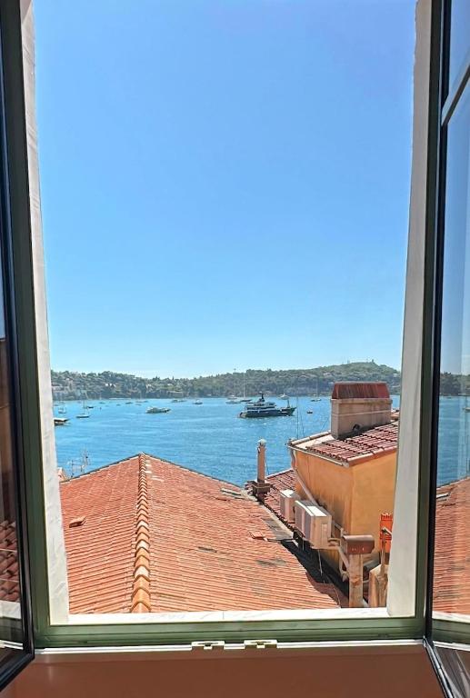 Beautiful sea-view apartment for 4 - Wi-Fi & AC - 4