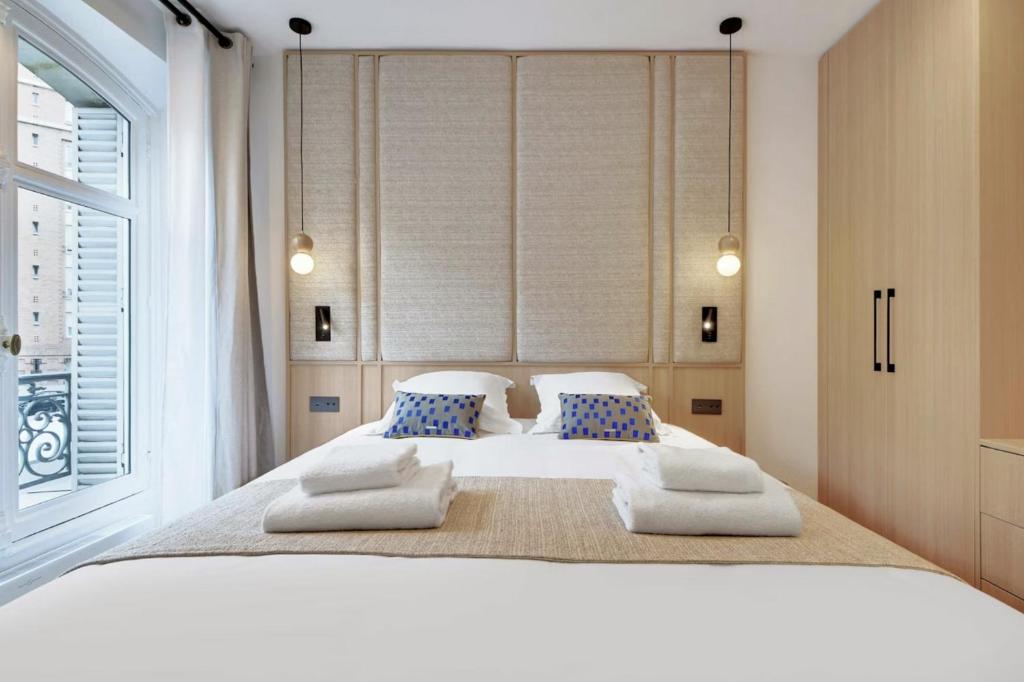Anila889 - 5
