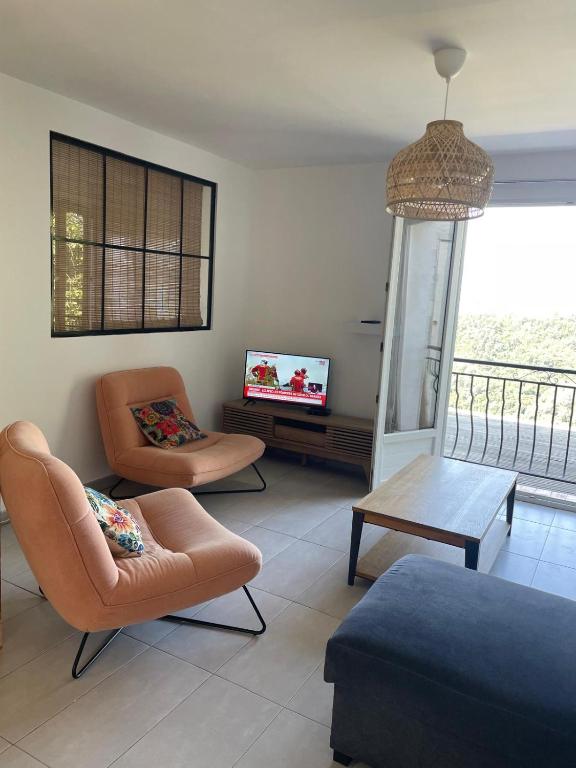 Petite maison entre la montagne et la mer ! - 3