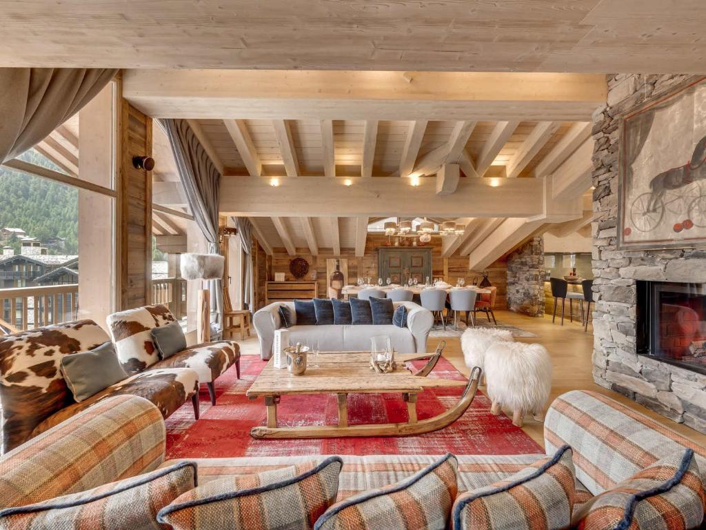 Prestigieux Penthouse à Val-d'Isère avec Cheminée et Parking - FR-1-694-430 - 3