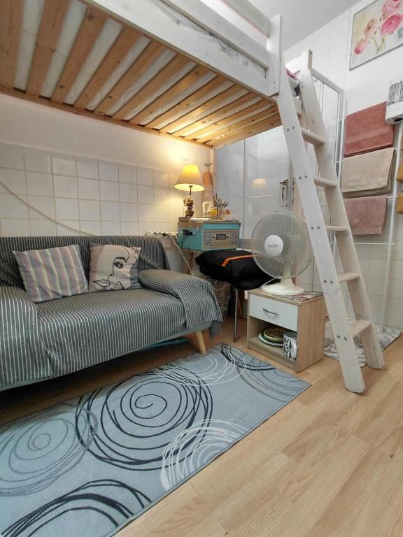 Paris Studio Rose & Stouring - Quartier Montmartre - 2
