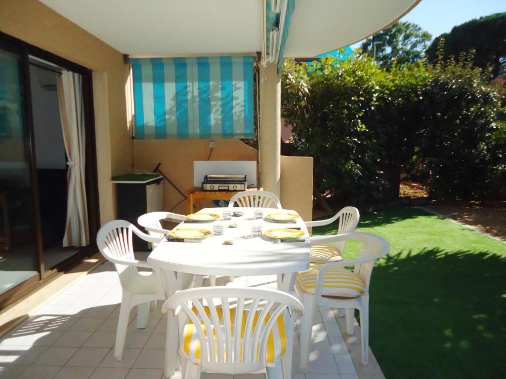 Bel appartement climatisé 2 pièces à 200m des plages - 3