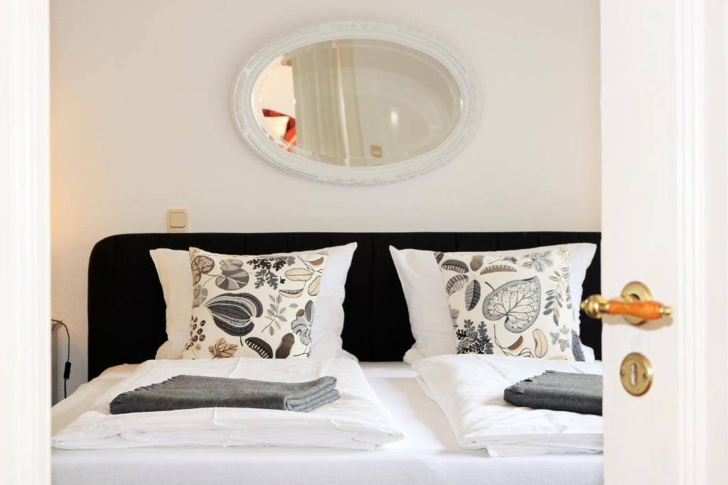 Seadrift LandApartments Entire apartment (Tating) Deals, Photos & Reviews