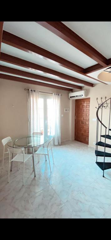 APARTAMENTOS EN ALAMEDA DE HÉRCULEs - 4