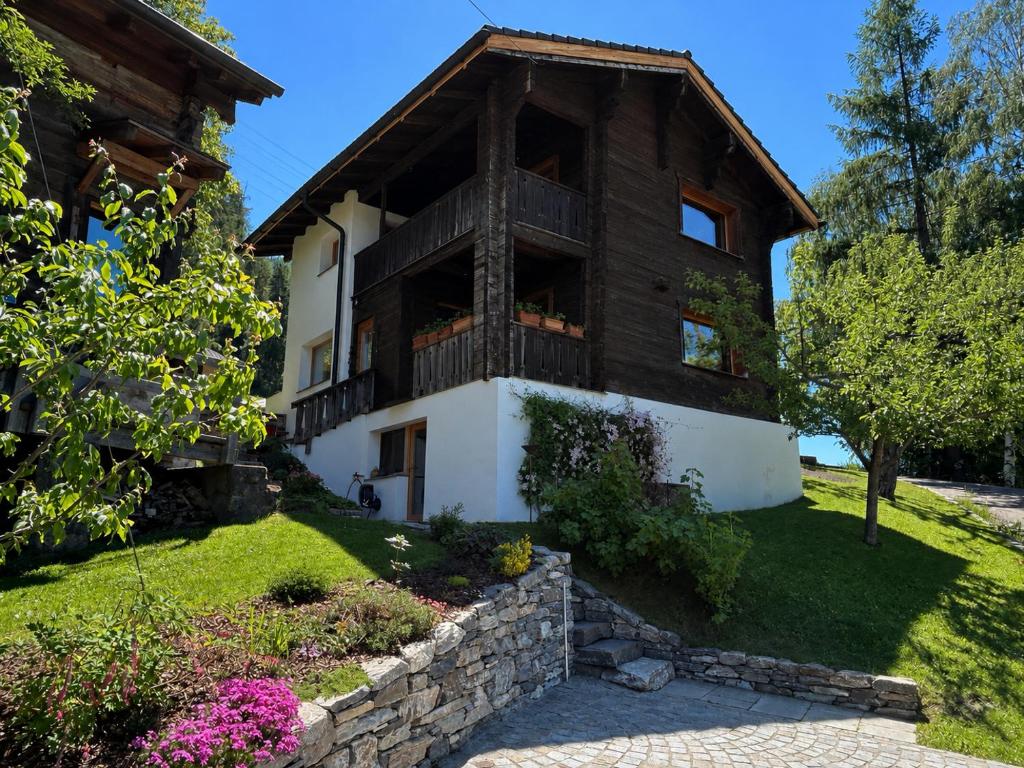 Aabäsizz 300-jähriges Walliserhaus - 1