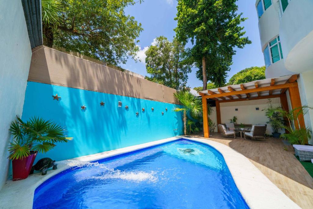 5 Bedroom Modern Villa with Private Pool - Great Location - 3