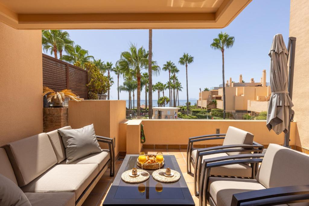 Sea View & Wave Sound Retreat with Private Pool - 4